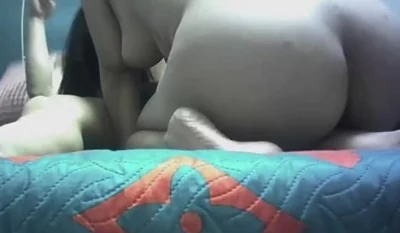 年轻丰满的肉体