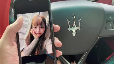 粉嫩蜜穴被玩到高潮失禁！潮水涌出！